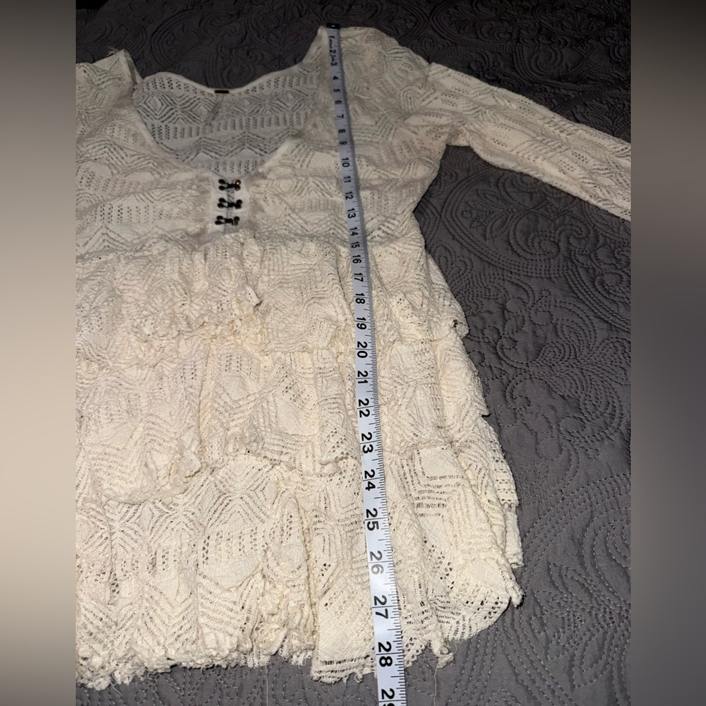 Free People Vintage Ivory Lace Top sz L🥀 - Picture 9 of 11